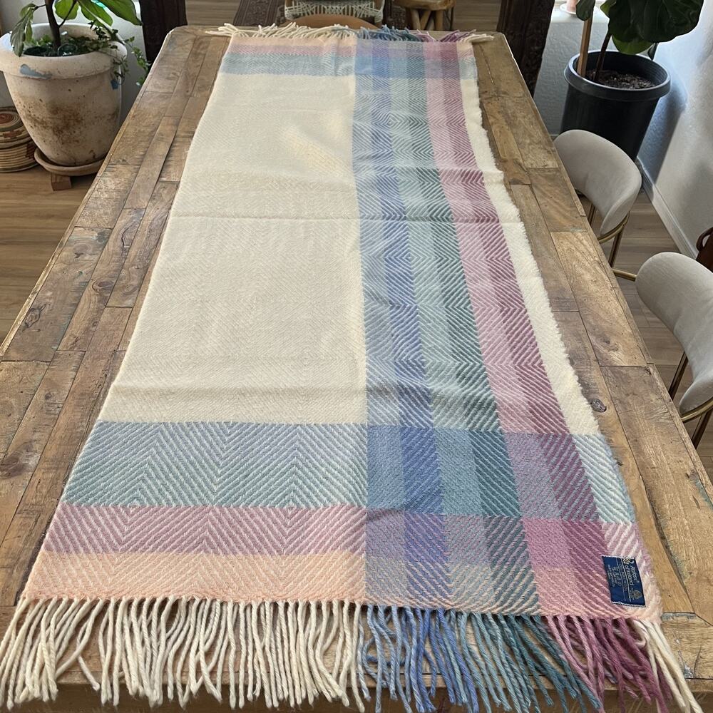 Alafoss of Iceland 100% Pure Wool Throw Blanket 54" x 76" Pastel Plaid Patterned